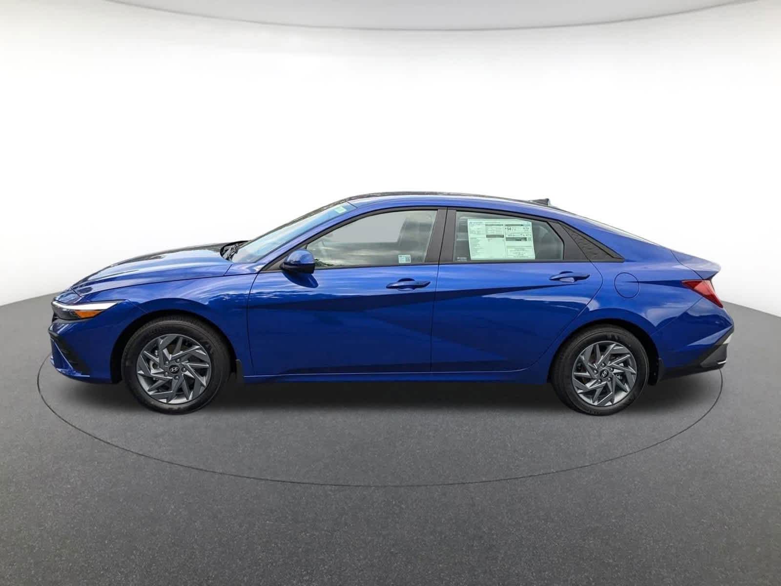 new 2025 Hyundai Elantra Hybrid car, priced at $26,431