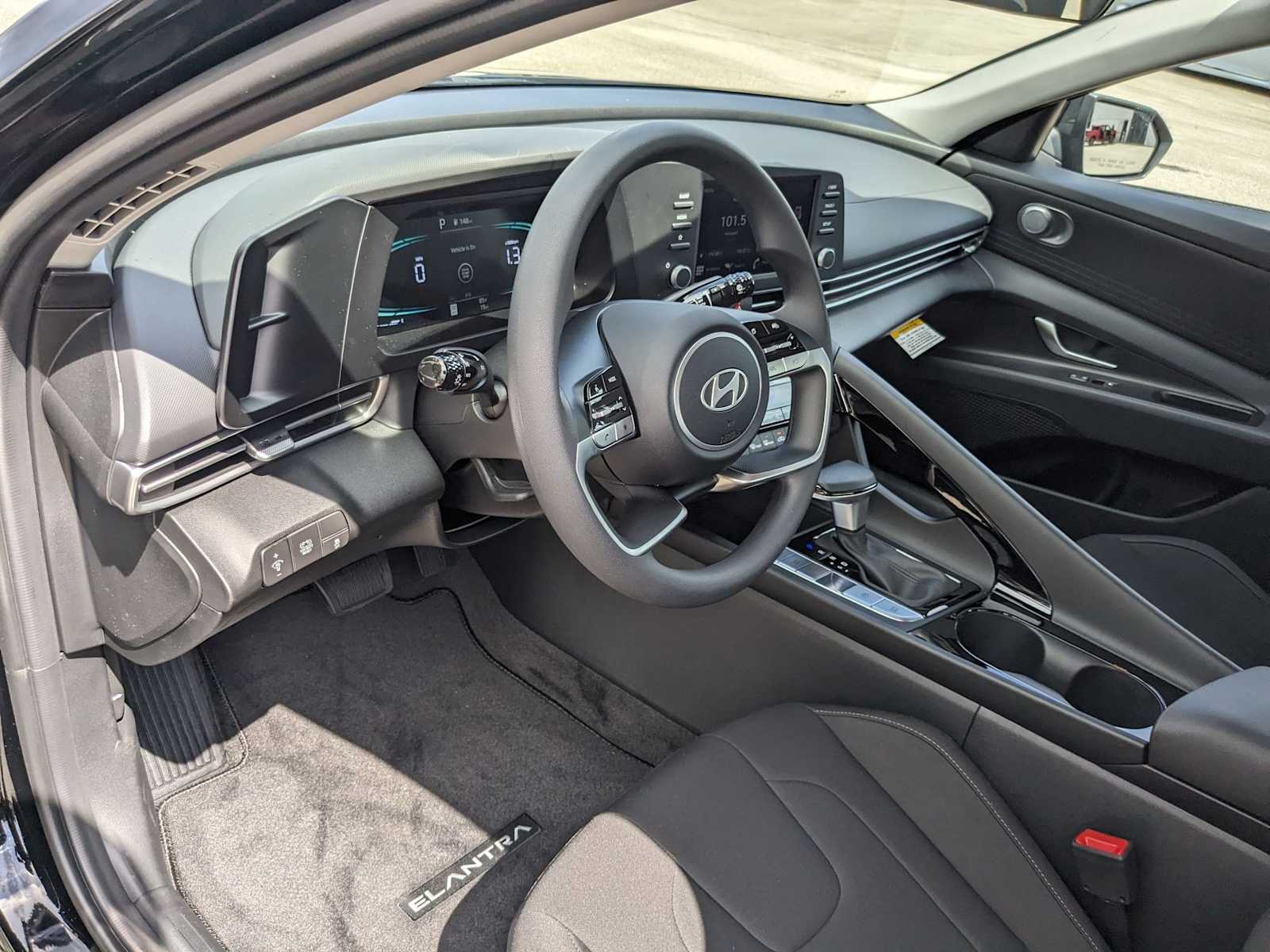 new 2025 Hyundai Elantra Hybrid car, priced at $26,431