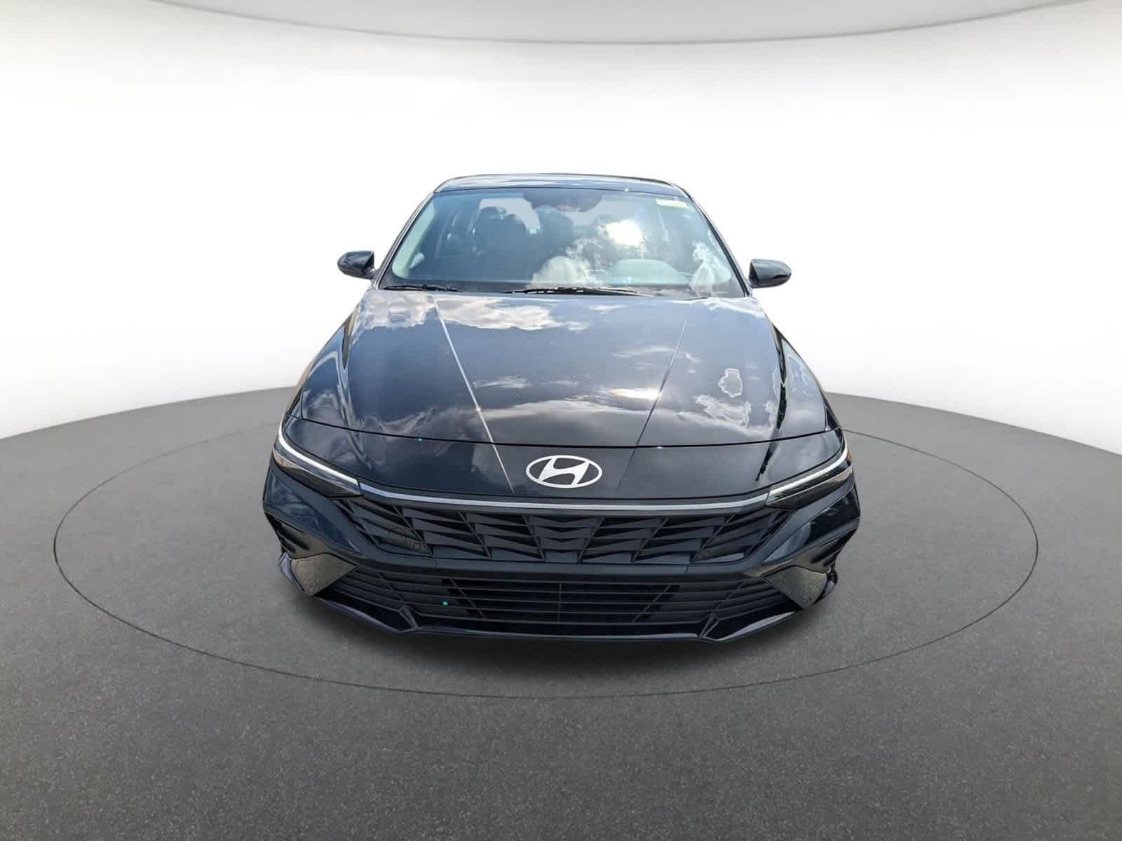 new 2025 Hyundai Elantra Hybrid car, priced at $26,431