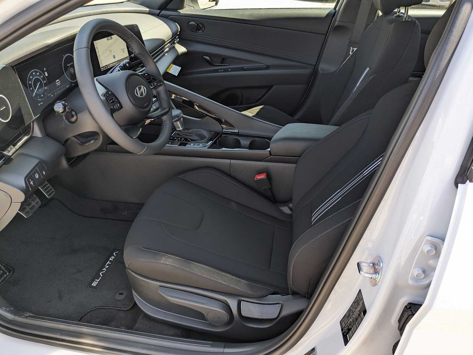 new 2025 Hyundai Elantra Hybrid car, priced at $29,705