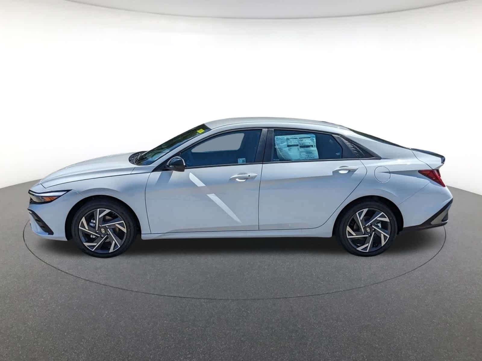new 2025 Hyundai Elantra Hybrid car, priced at $29,705