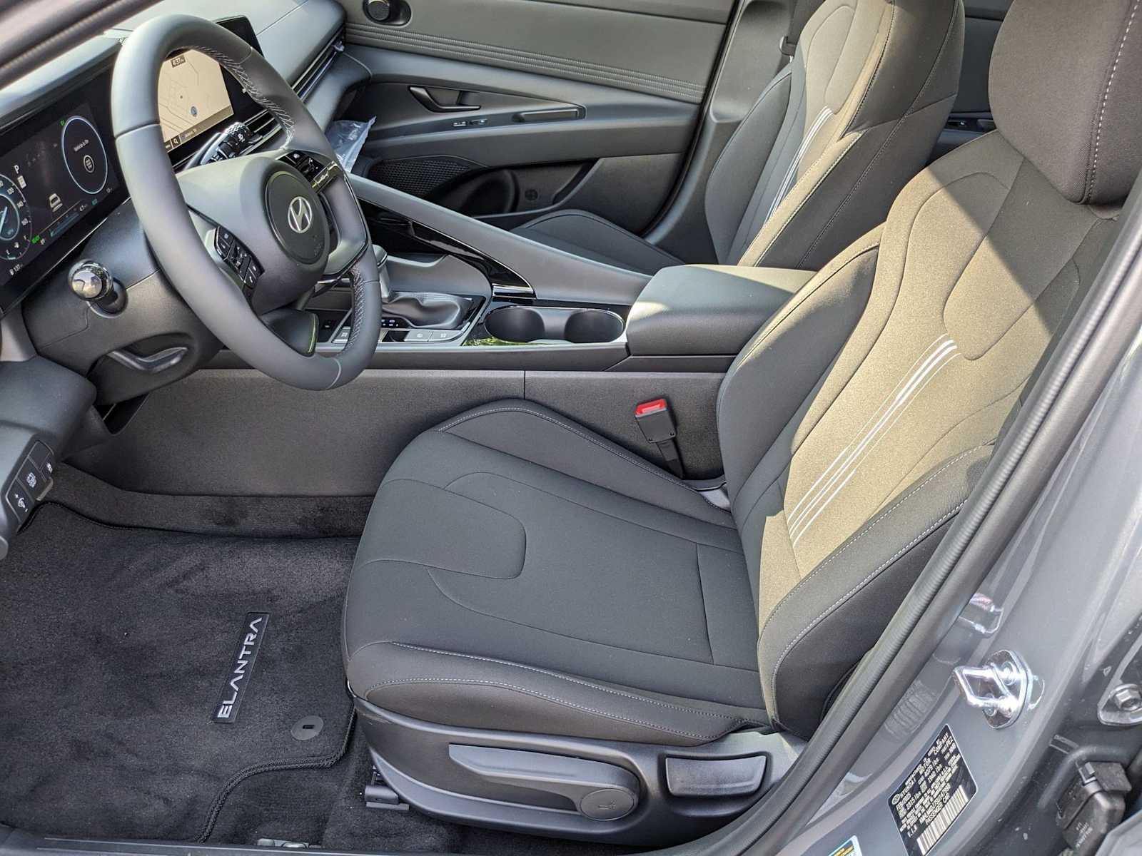 new 2025 Hyundai Elantra Hybrid car, priced at $28,330