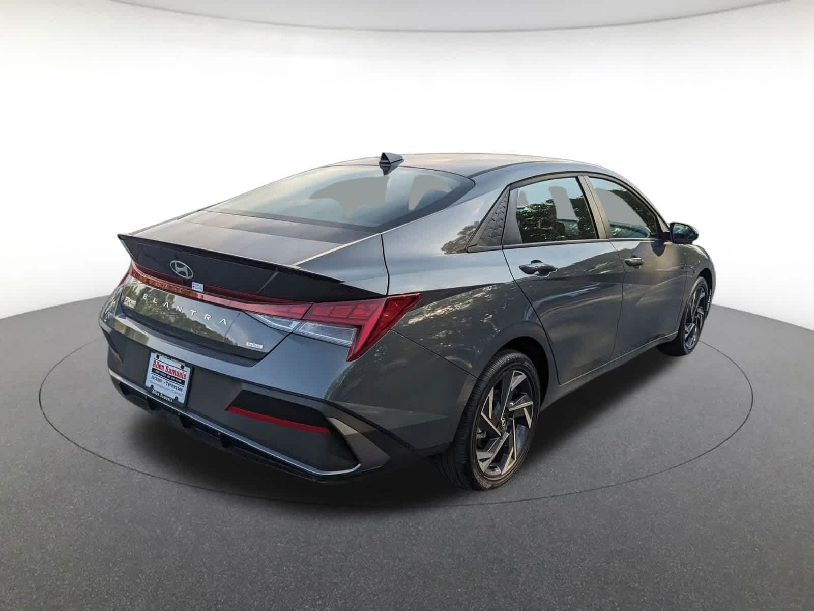 new 2025 Hyundai Elantra Hybrid car, priced at $28,330