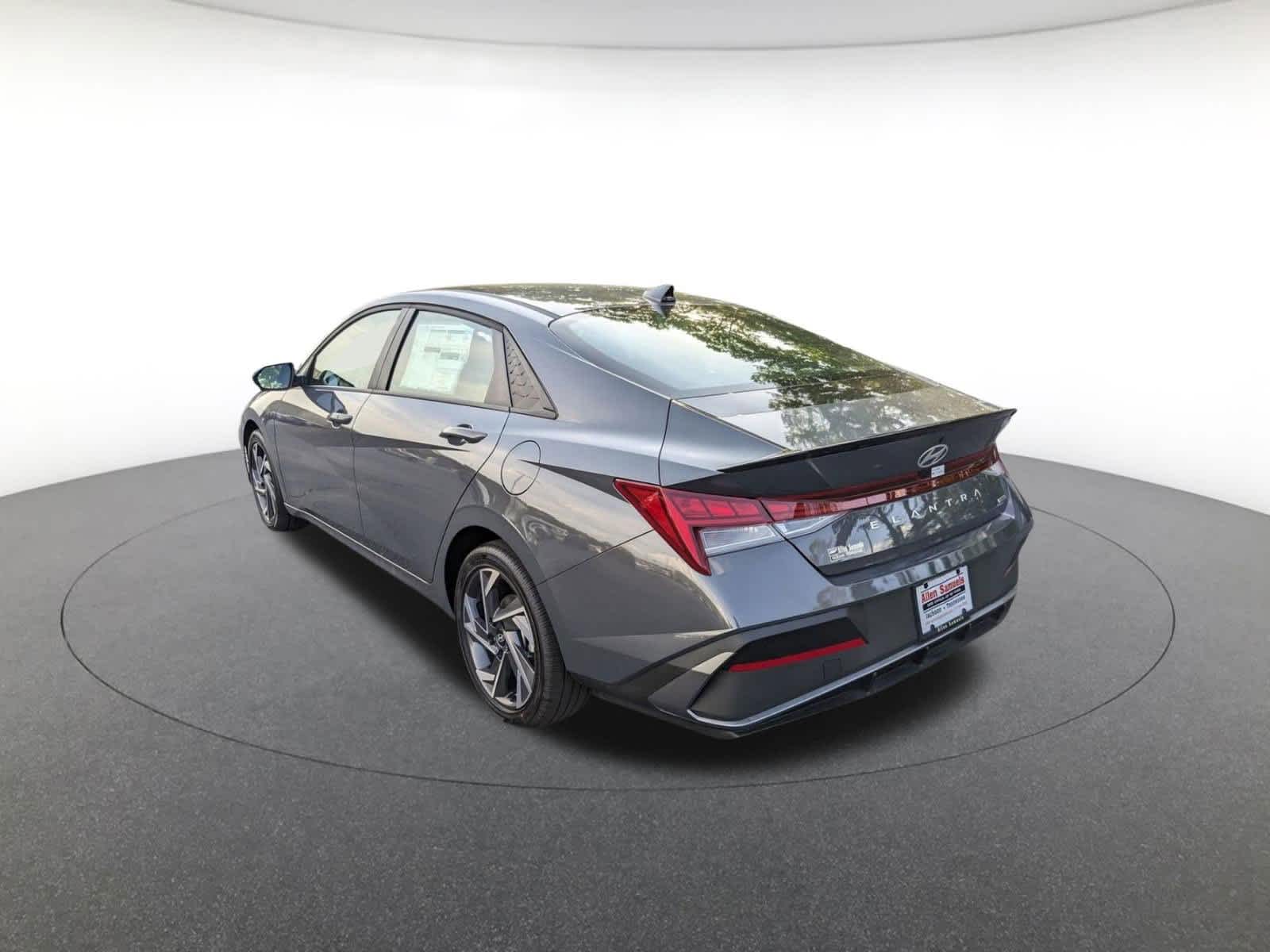 new 2025 Hyundai Elantra Hybrid car, priced at $28,330