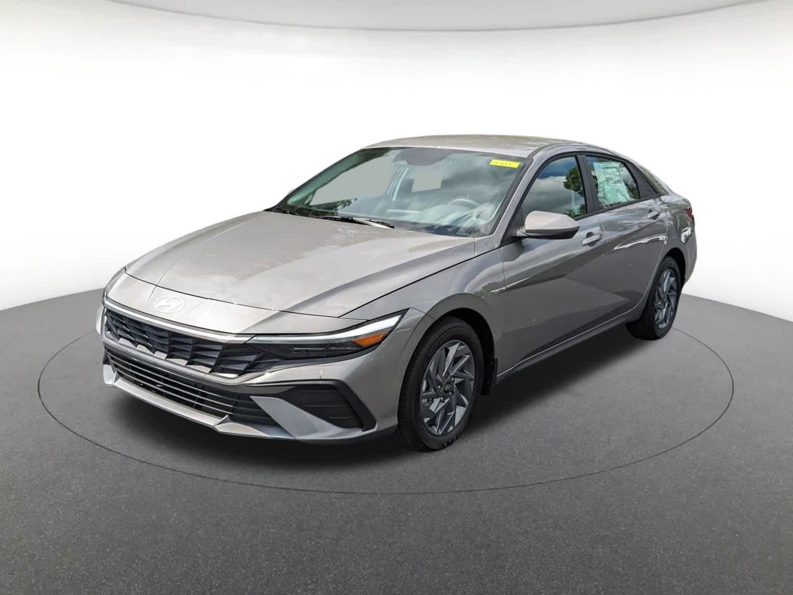 new 2025 Hyundai Elantra Hybrid car, priced at $26,431