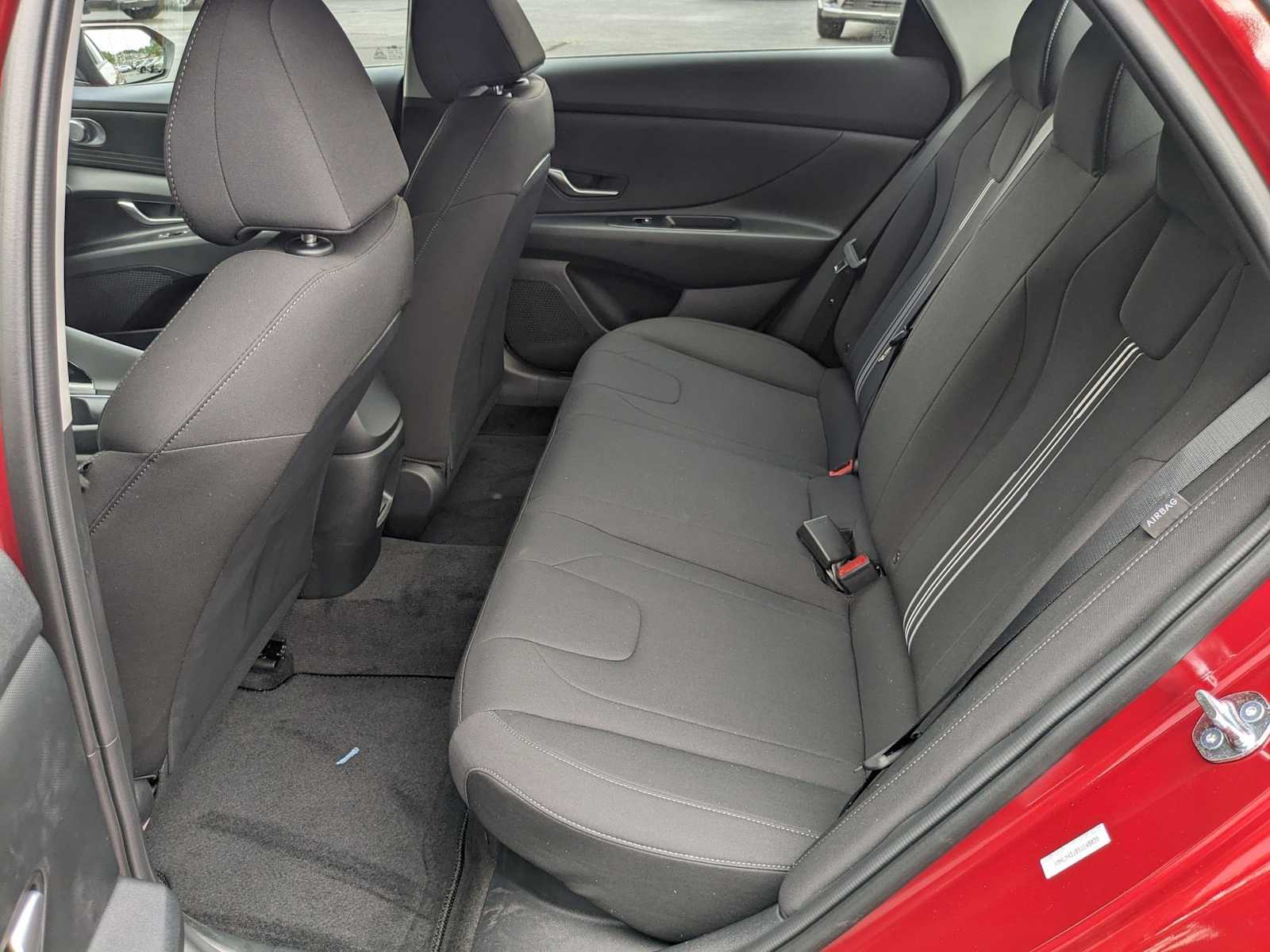 new 2025 Hyundai Elantra Hybrid car, priced at $26,911