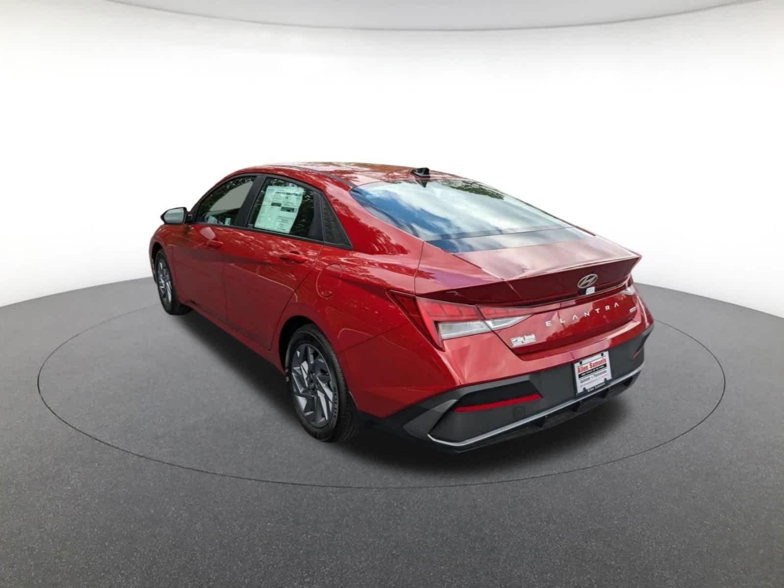 new 2025 Hyundai Elantra Hybrid car, priced at $26,911