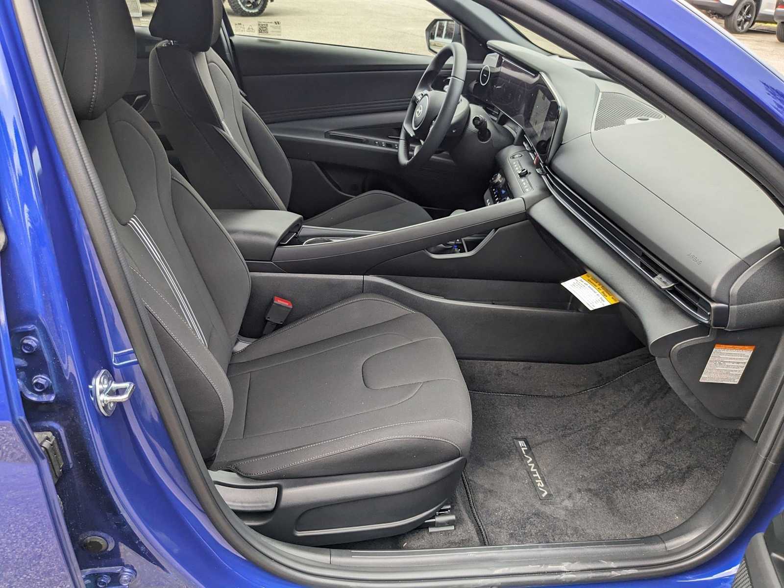new 2025 Hyundai Elantra Hybrid car, priced at $28,330
