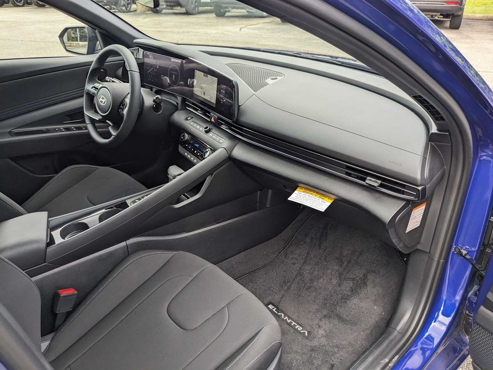 new 2025 Hyundai Elantra Hybrid car, priced at $28,330