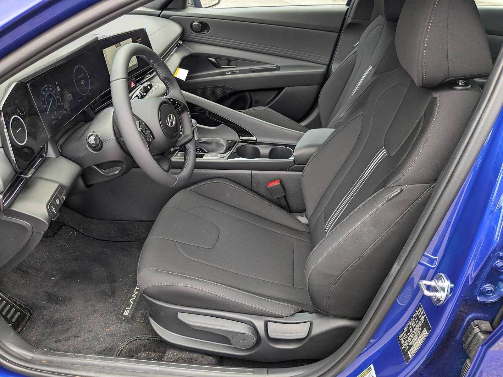 new 2025 Hyundai Elantra Hybrid car, priced at $28,330