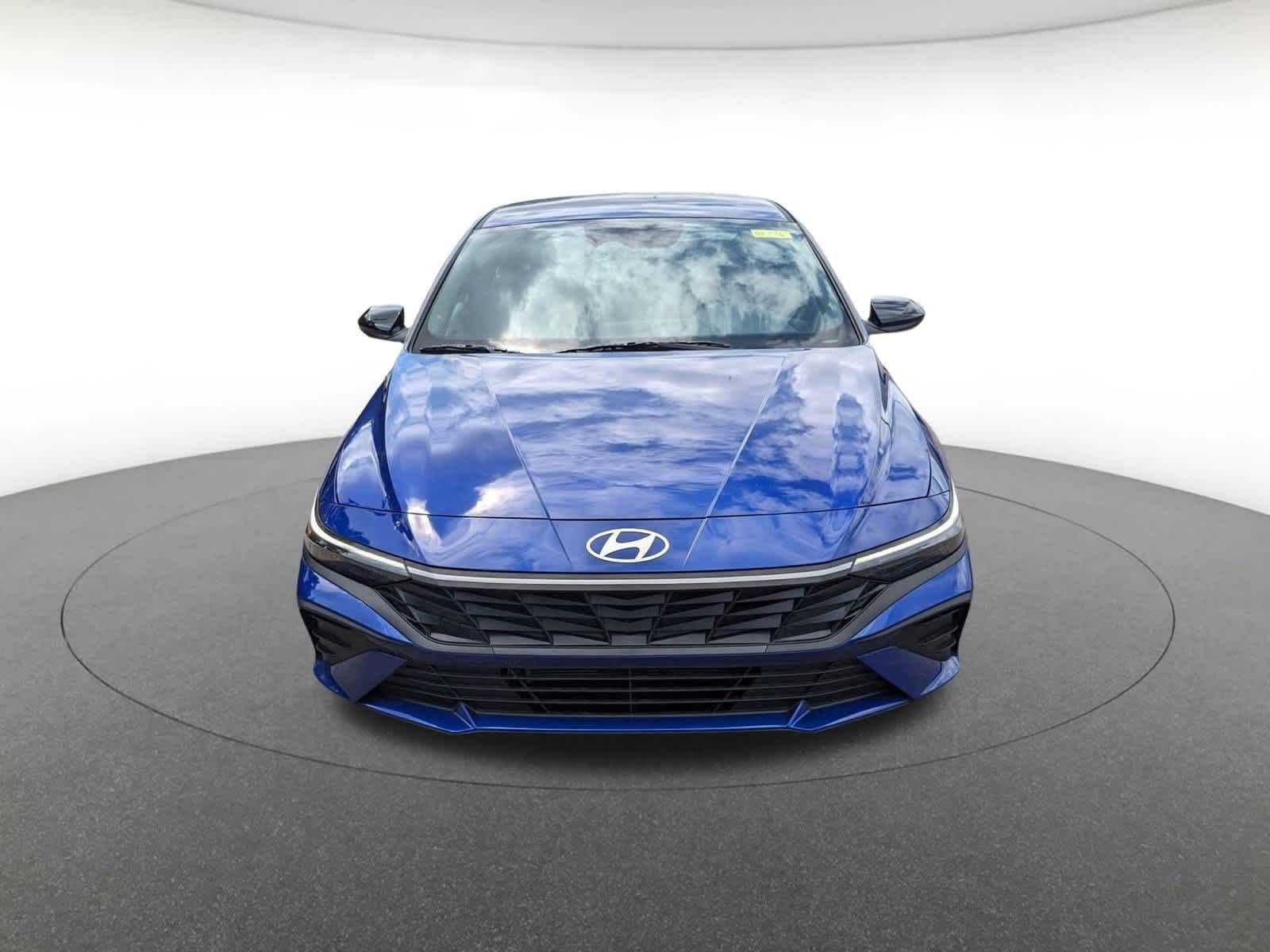 new 2025 Hyundai Elantra Hybrid car, priced at $28,330