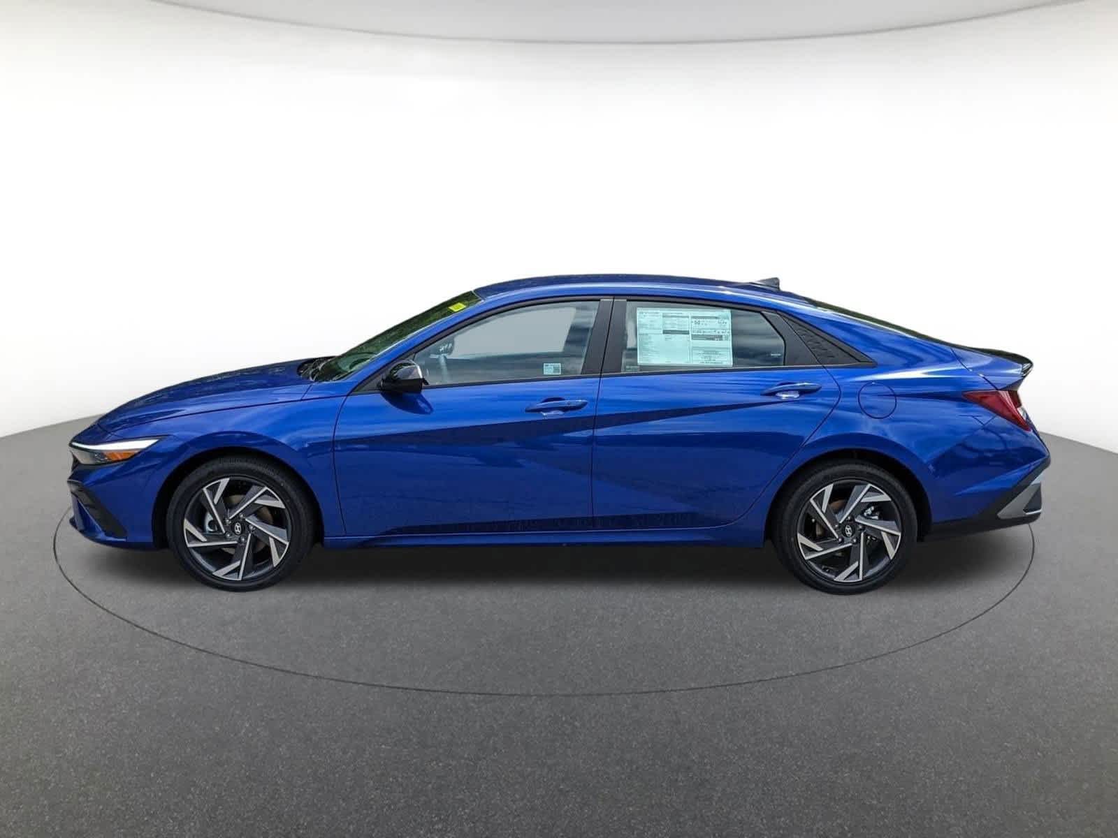 new 2025 Hyundai Elantra Hybrid car, priced at $28,330