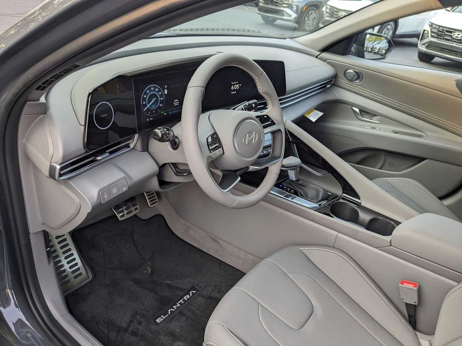 new 2025 Hyundai Elantra Hybrid car, priced at $29,175