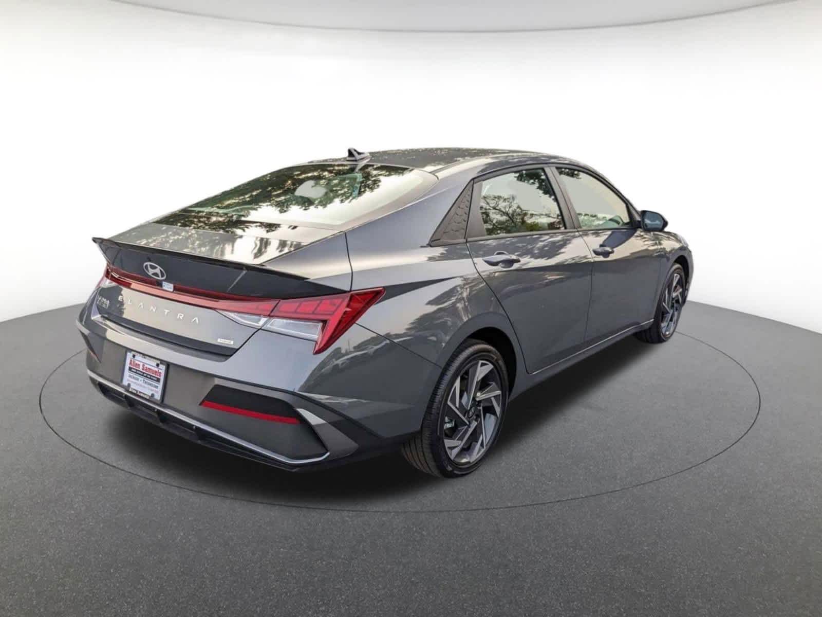 new 2025 Hyundai Elantra Hybrid car, priced at $29,175