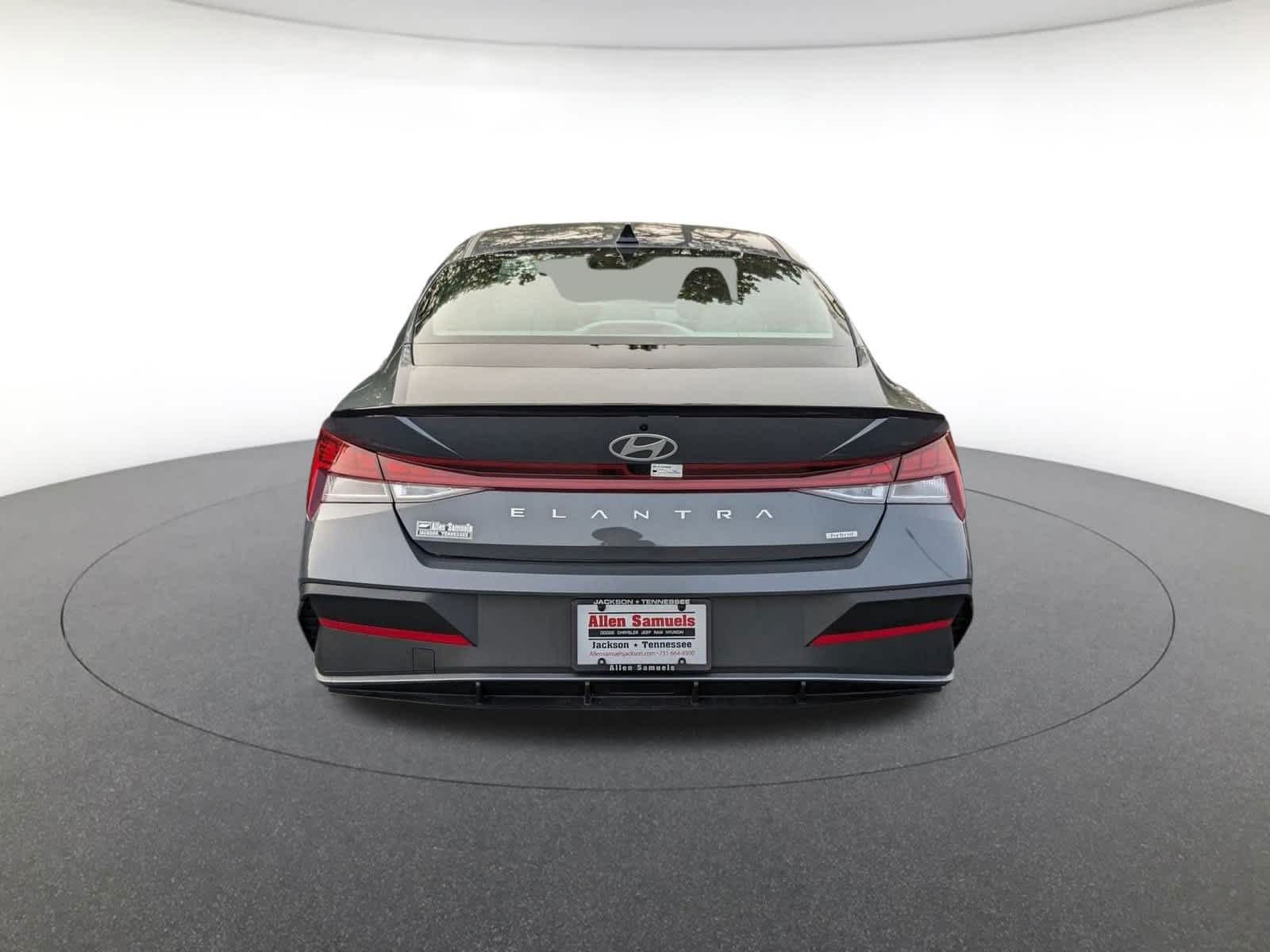 new 2025 Hyundai Elantra Hybrid car, priced at $29,175
