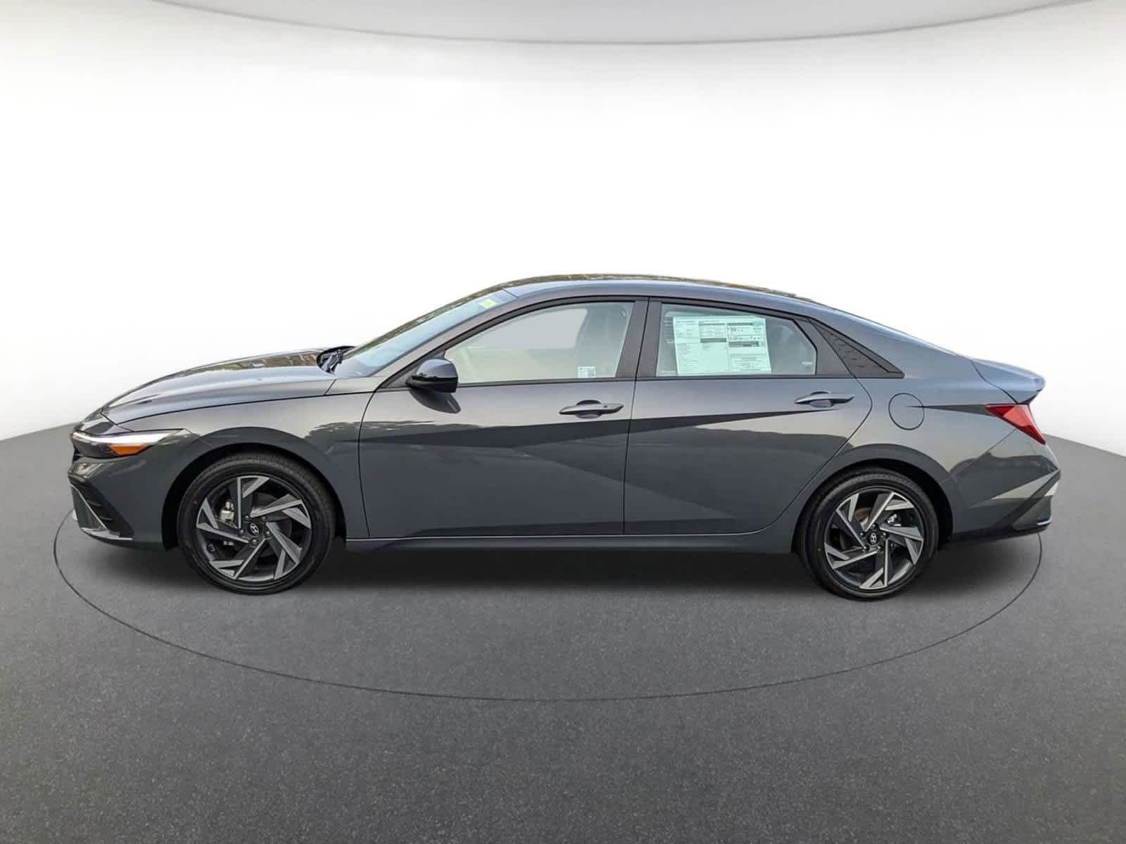 new 2025 Hyundai Elantra Hybrid car, priced at $29,175