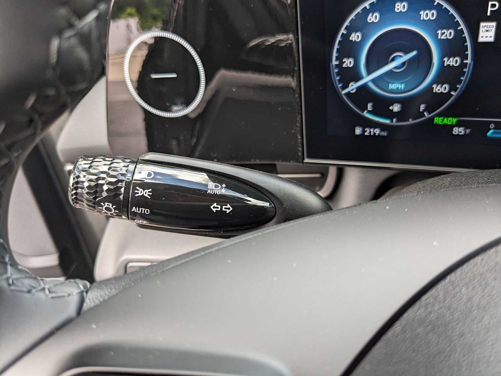 new 2025 Hyundai Elantra Hybrid car, priced at $29,205