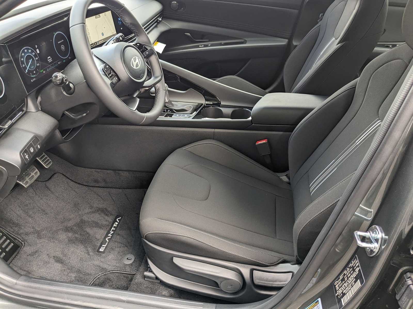 new 2025 Hyundai Elantra Hybrid car, priced at $29,205