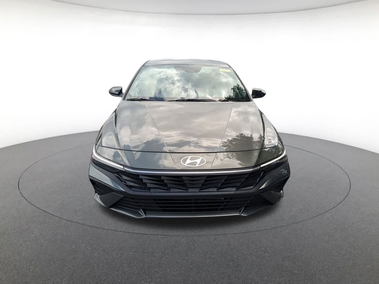 new 2025 Hyundai Elantra Hybrid car, priced at $29,205