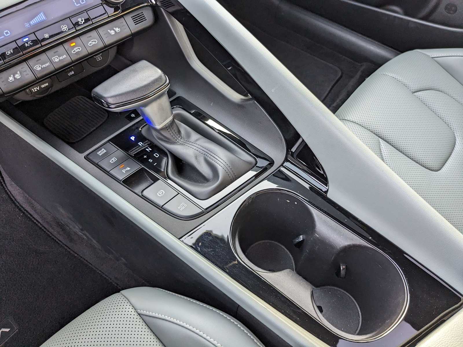 used 2024 Hyundai Elantra Hybrid car, priced at $25,300