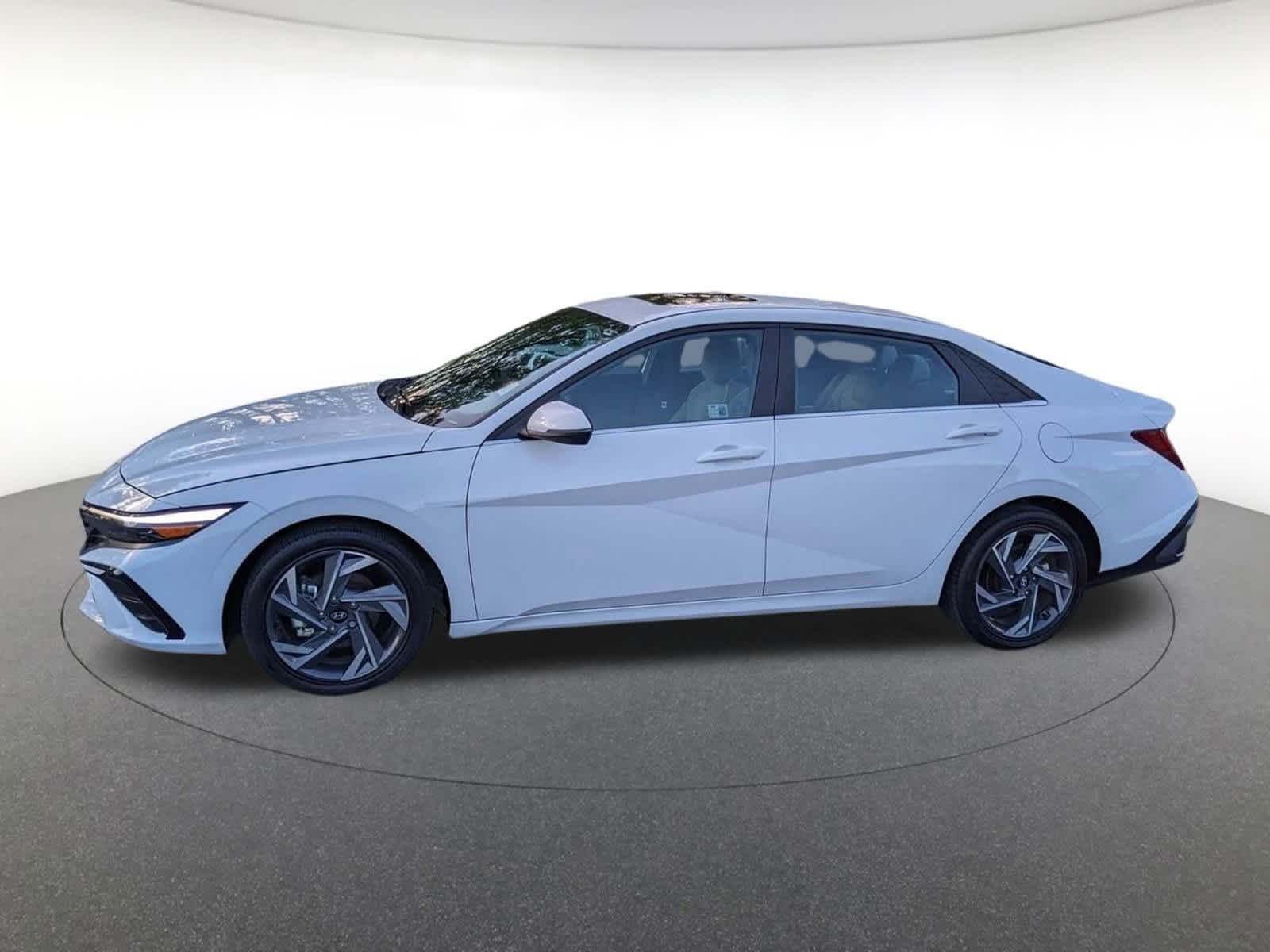 used 2024 Hyundai Elantra Hybrid car, priced at $25,300