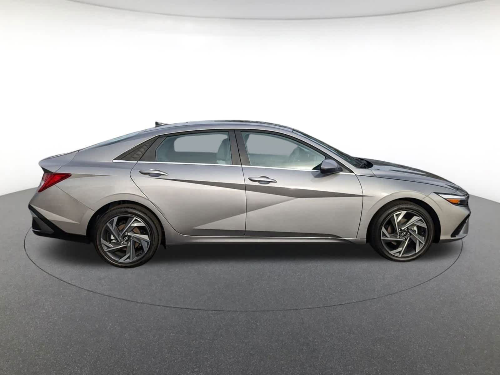 new 2025 Hyundai Elantra Hybrid car, priced at $29,609