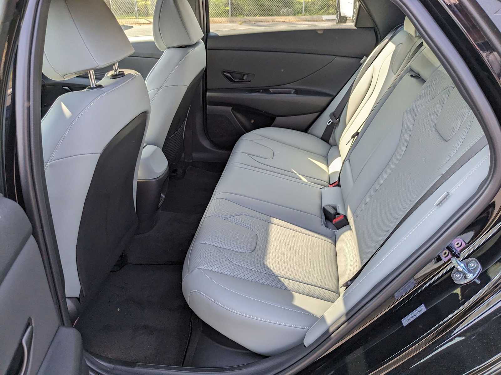 new 2025 Hyundai Elantra Hybrid car, priced at $30,540