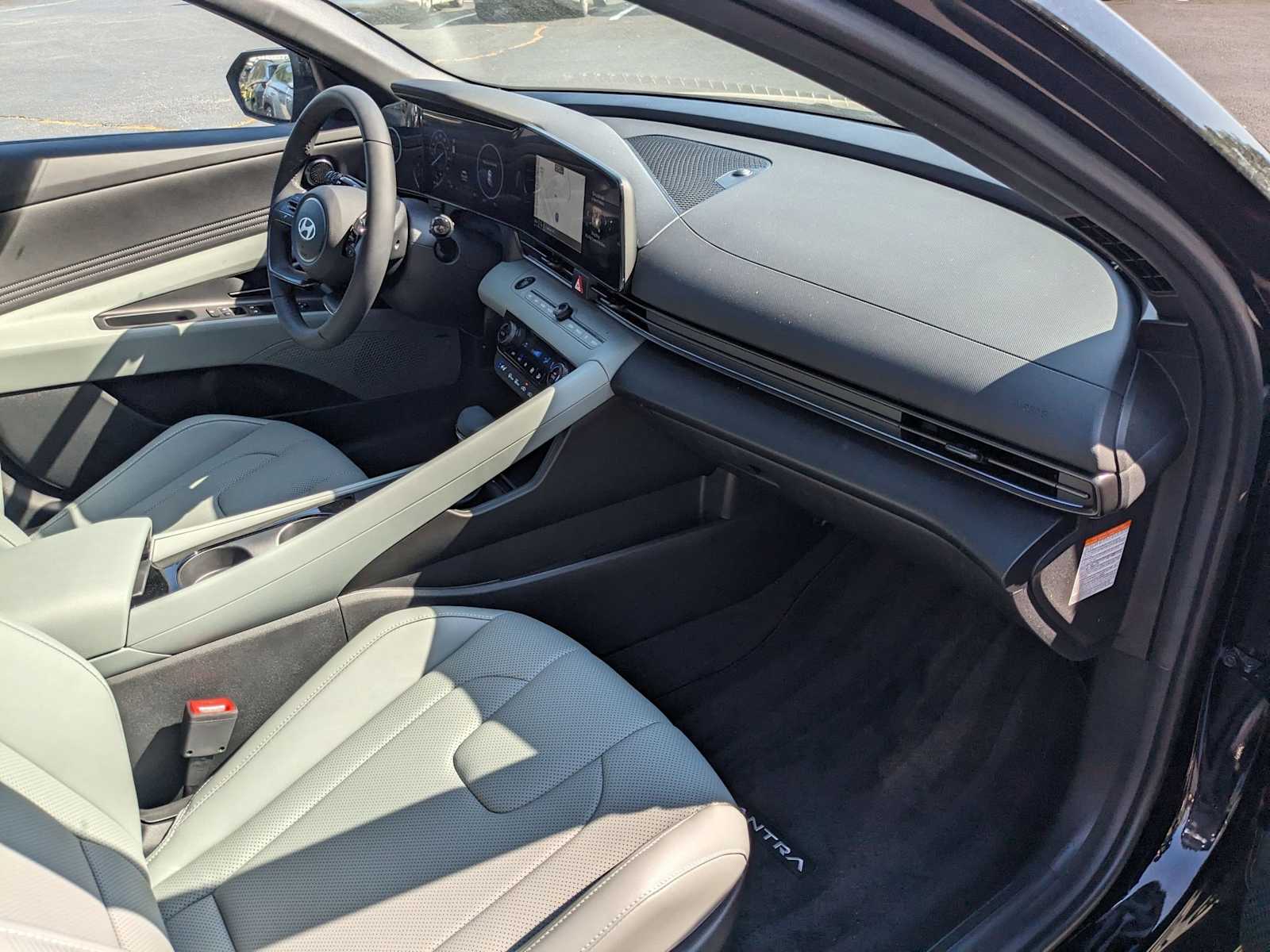 new 2025 Hyundai Elantra Hybrid car, priced at $30,540