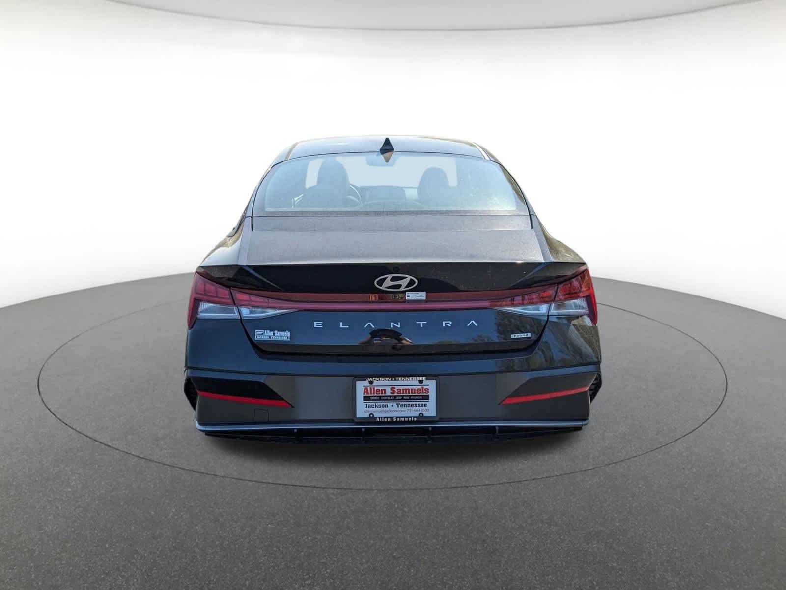 new 2025 Hyundai Elantra Hybrid car, priced at $30,540