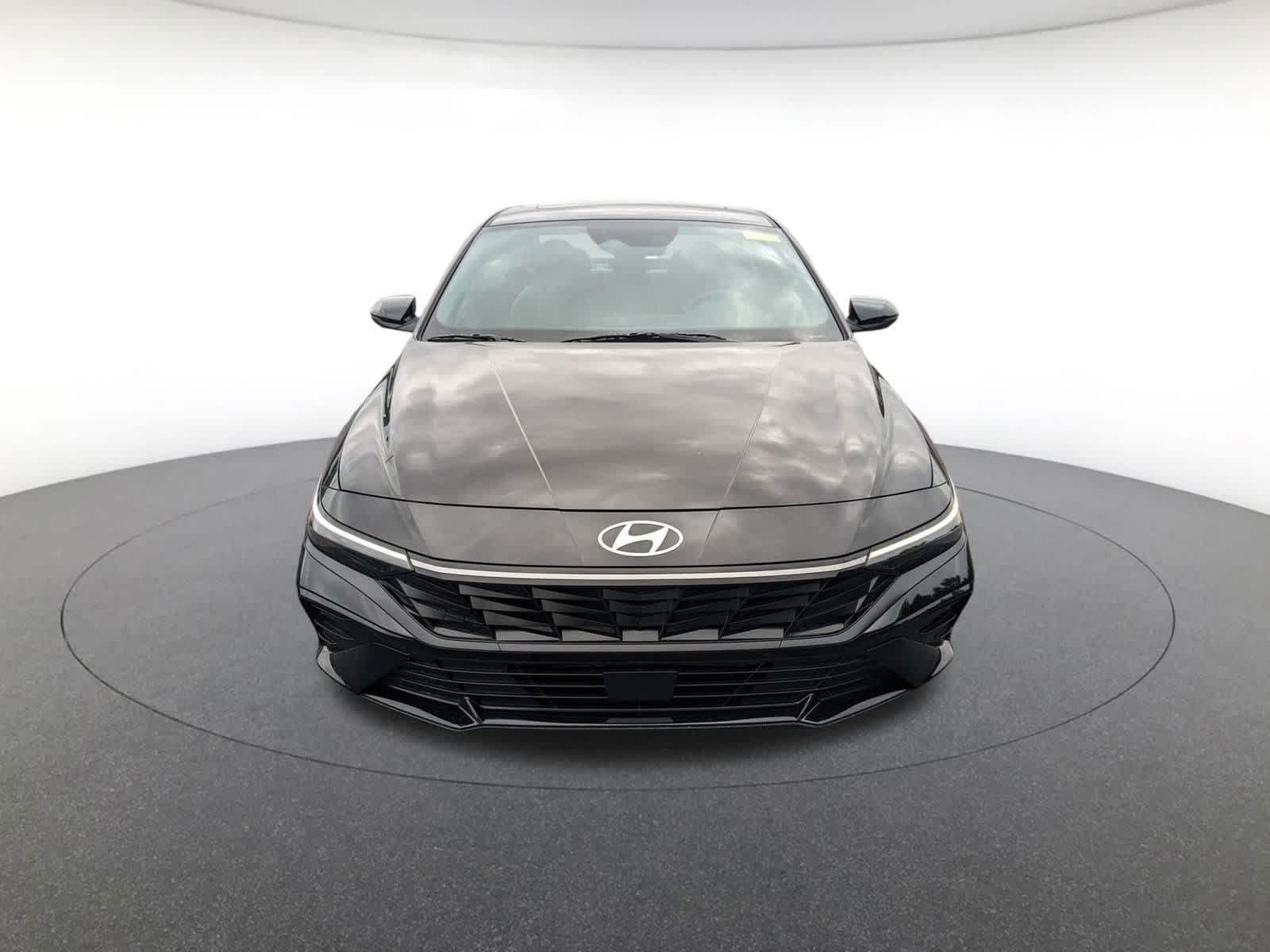new 2025 Hyundai Elantra Hybrid car, priced at $30,652