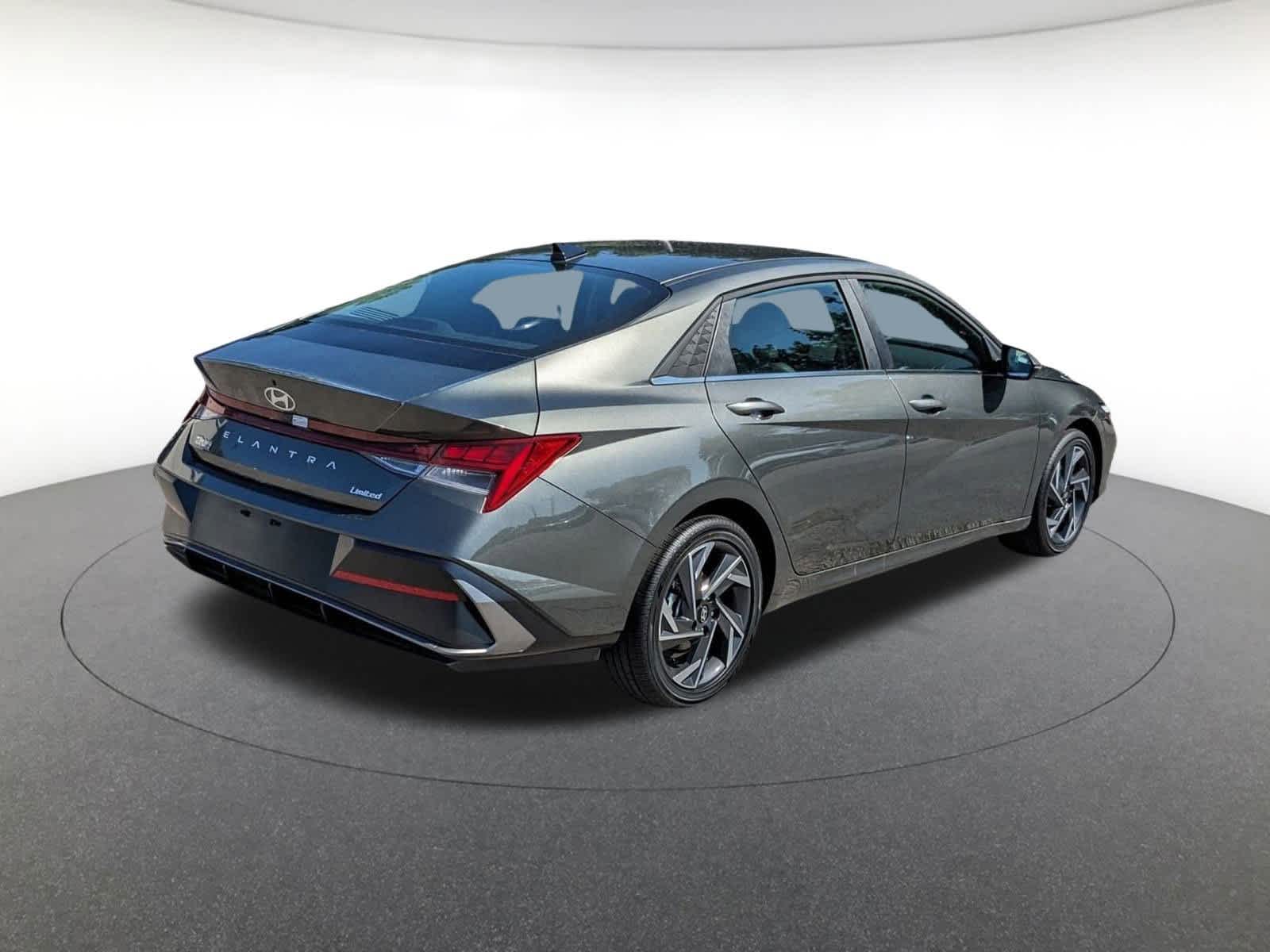 new 2025 Hyundai Elantra car, priced at $28,560