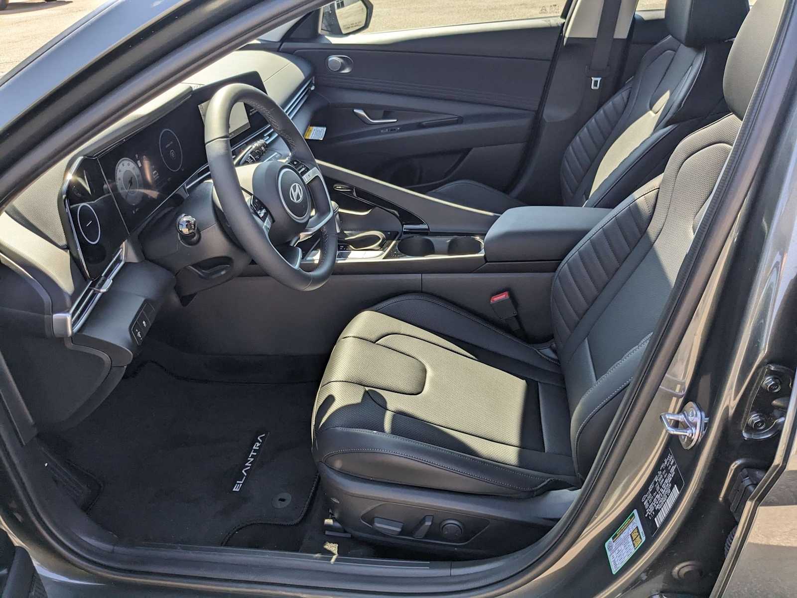 new 2025 Hyundai Elantra car, priced at $28,560