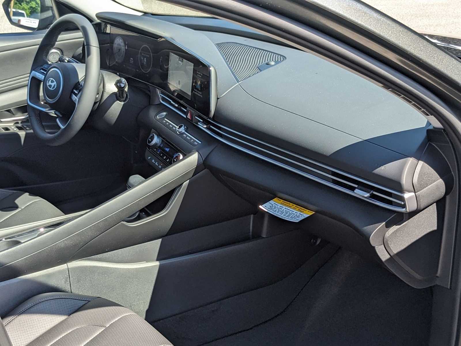 new 2025 Hyundai Elantra car, priced at $28,560