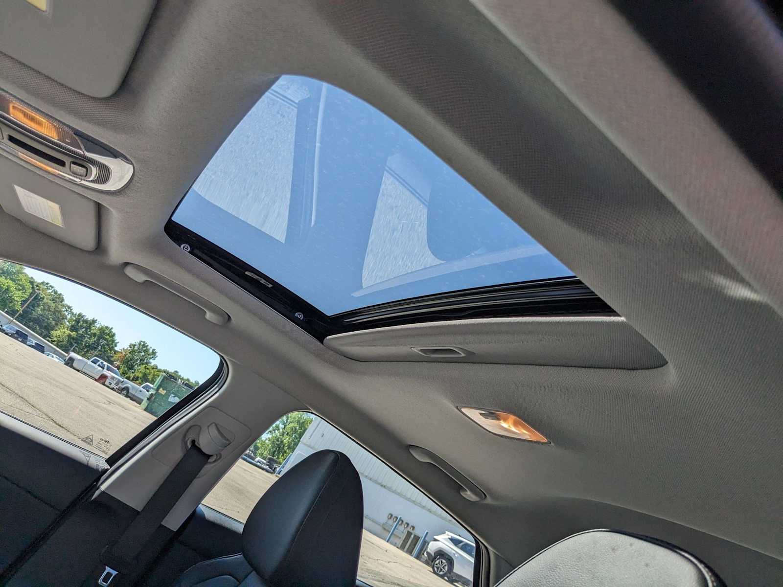 new 2025 Hyundai Elantra car, priced at $28,560