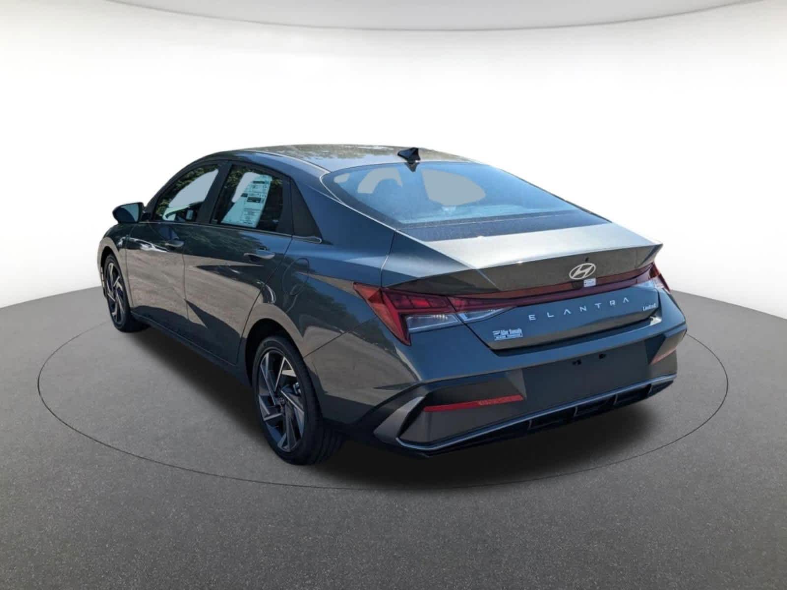 new 2025 Hyundai Elantra car, priced at $28,560