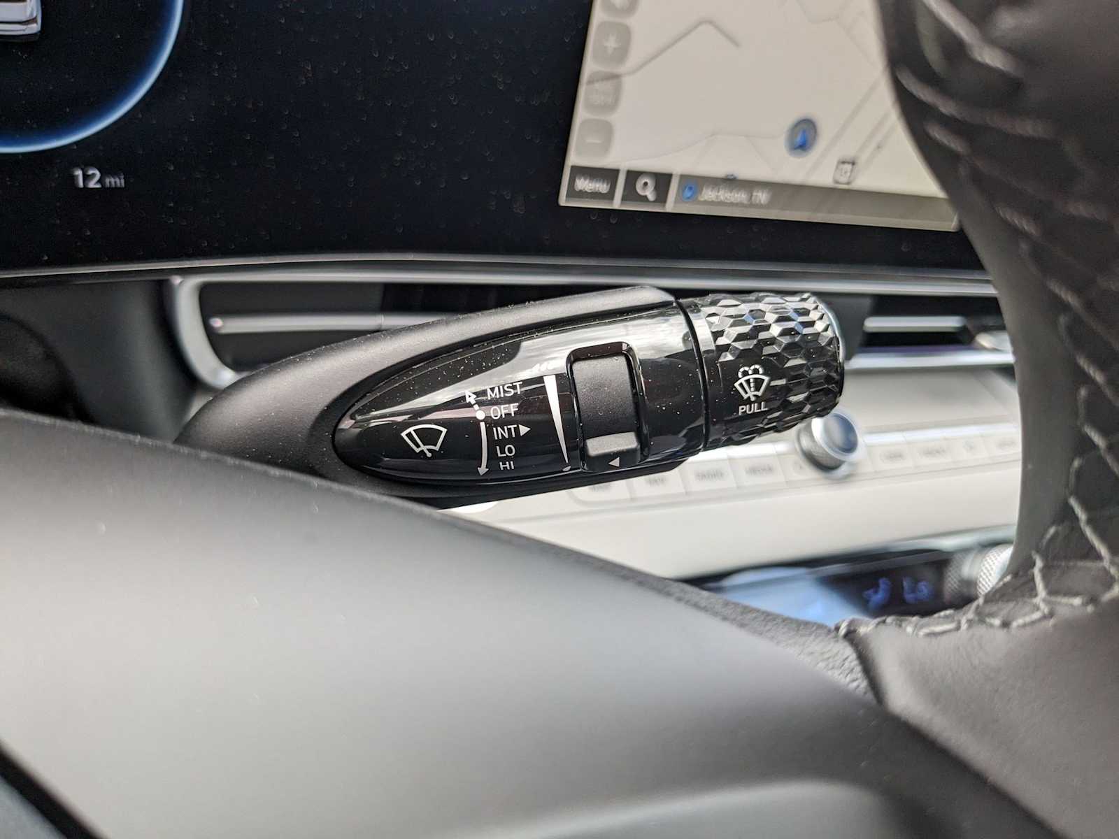 new 2025 Hyundai Elantra car, priced at $27,545