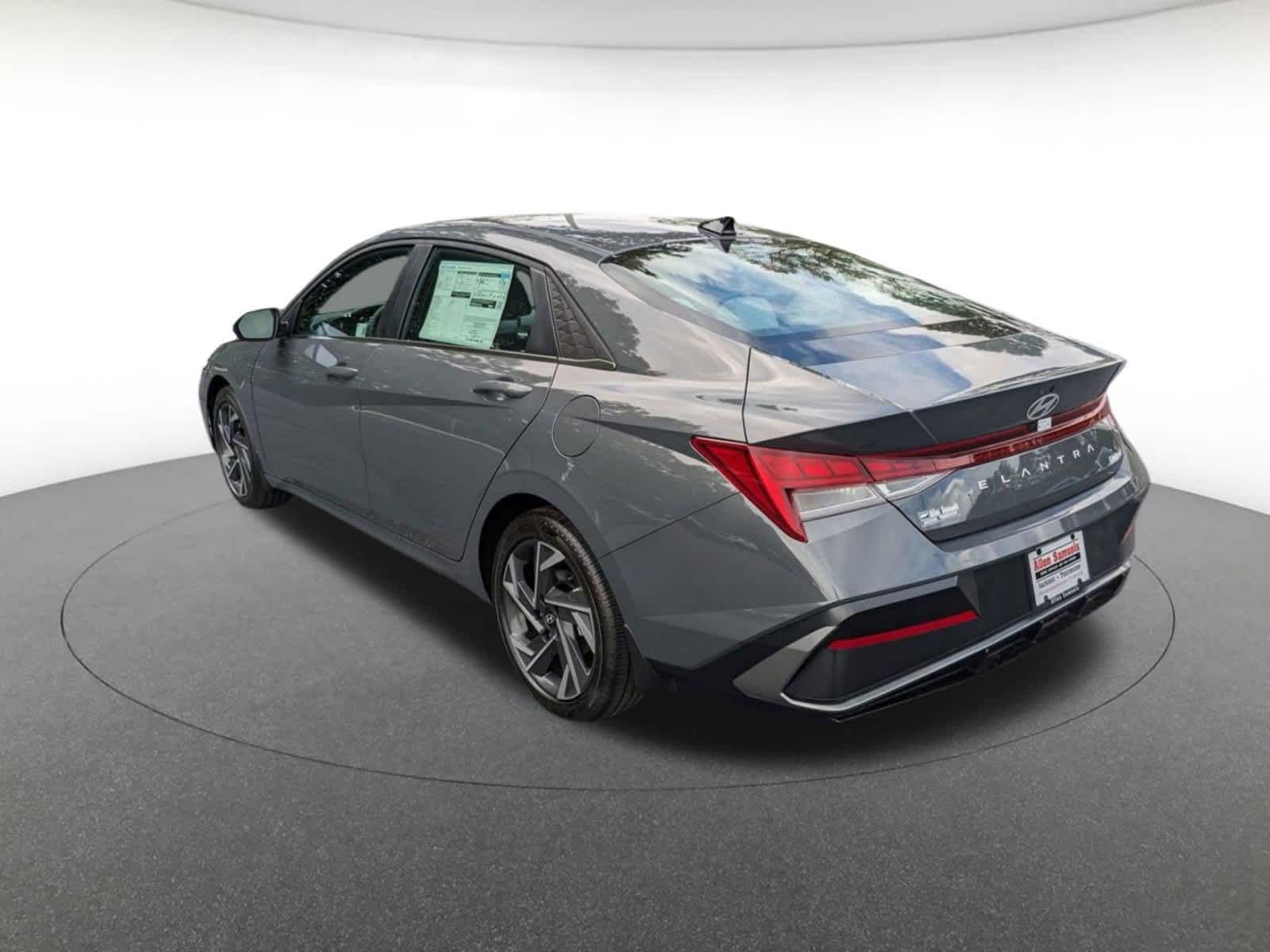 new 2025 Hyundai Elantra car, priced at $27,545