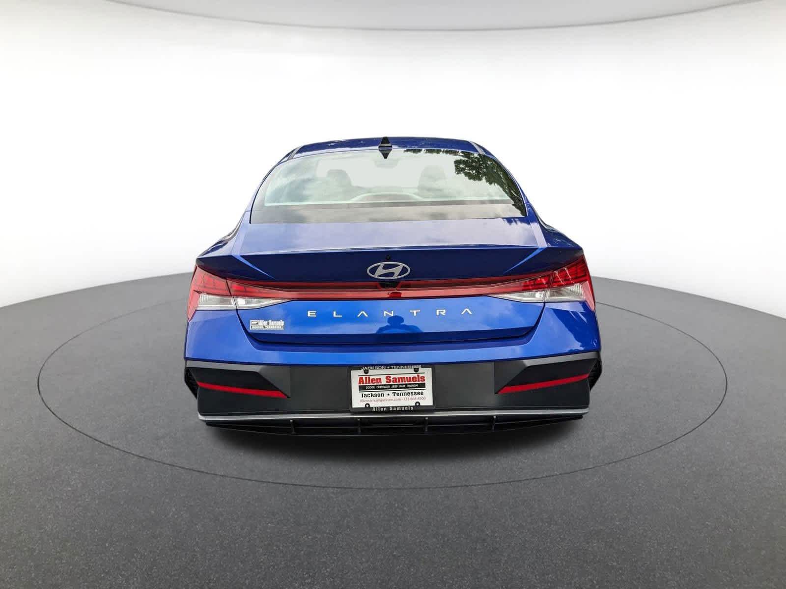 new 2024 Hyundai Elantra car, priced at $23,505