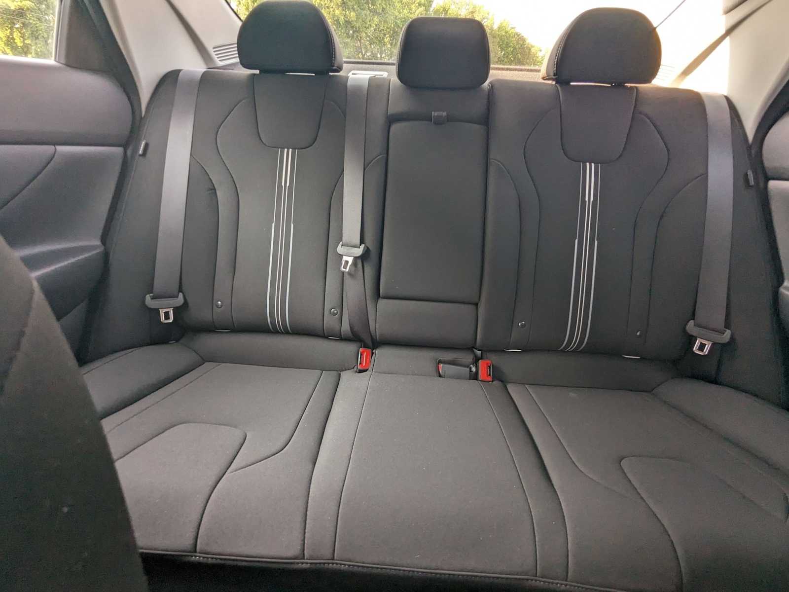 new 2025 Hyundai Elantra car, priced at $27,960