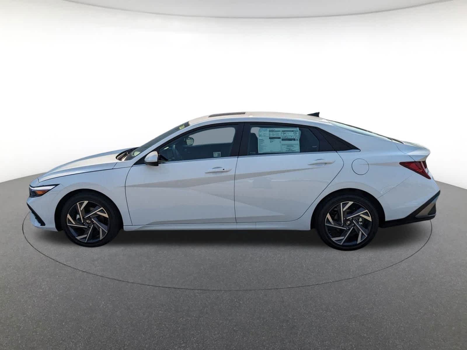 new 2025 Hyundai Elantra car, priced at $27,960