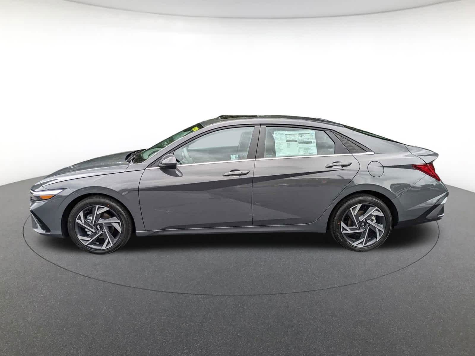 new 2024 Hyundai Elantra car, priced at $25,250