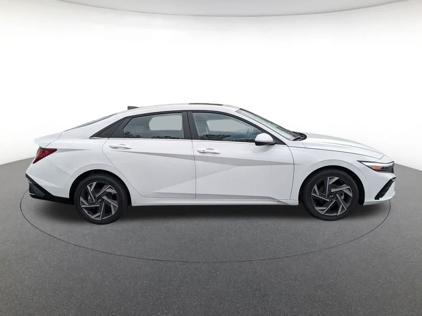 new 2025 Hyundai Elantra car, priced at $27,012