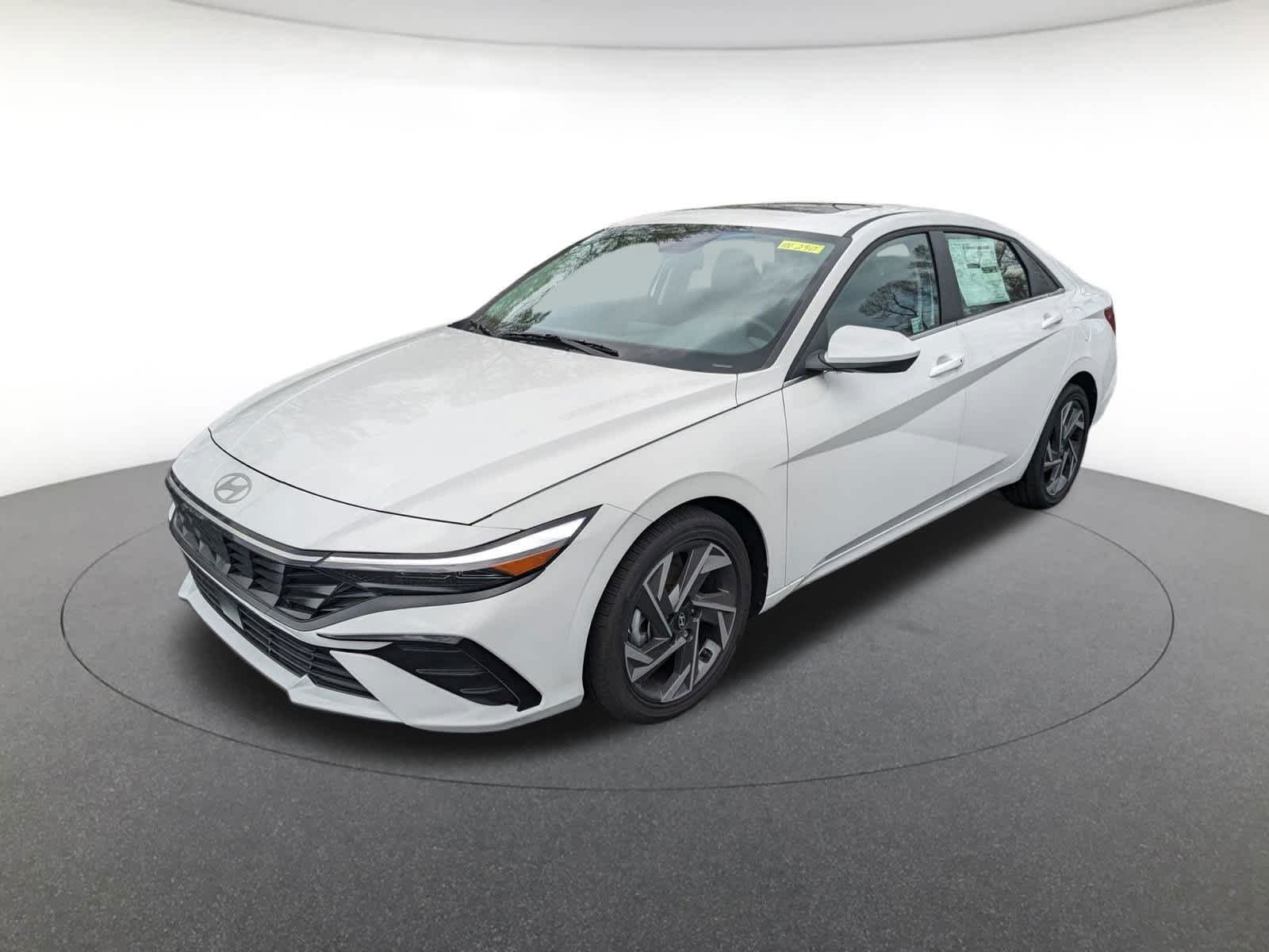 new 2025 Hyundai Elantra car, priced at $27,012