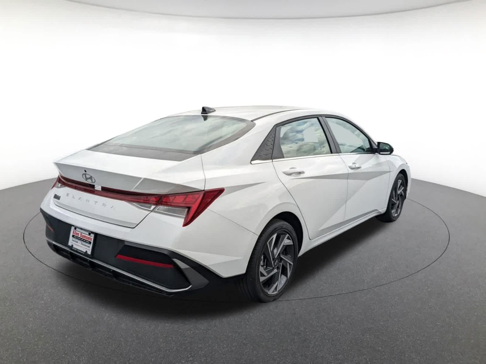 new 2025 Hyundai Elantra car, priced at $27,012