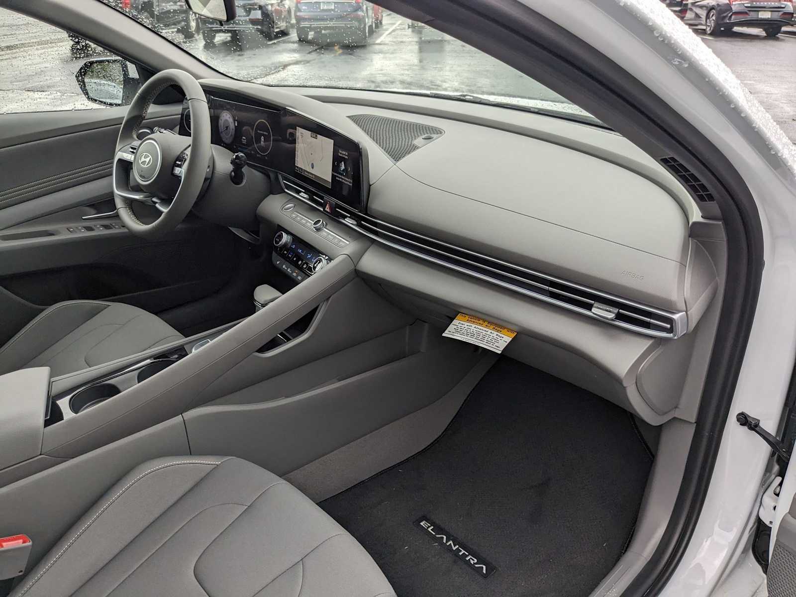 new 2025 Hyundai Elantra car, priced at $26,779