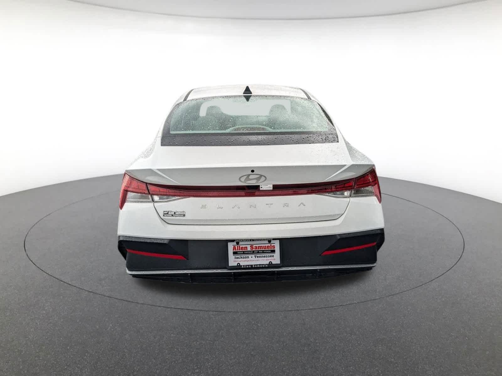 new 2025 Hyundai Elantra car, priced at $26,779