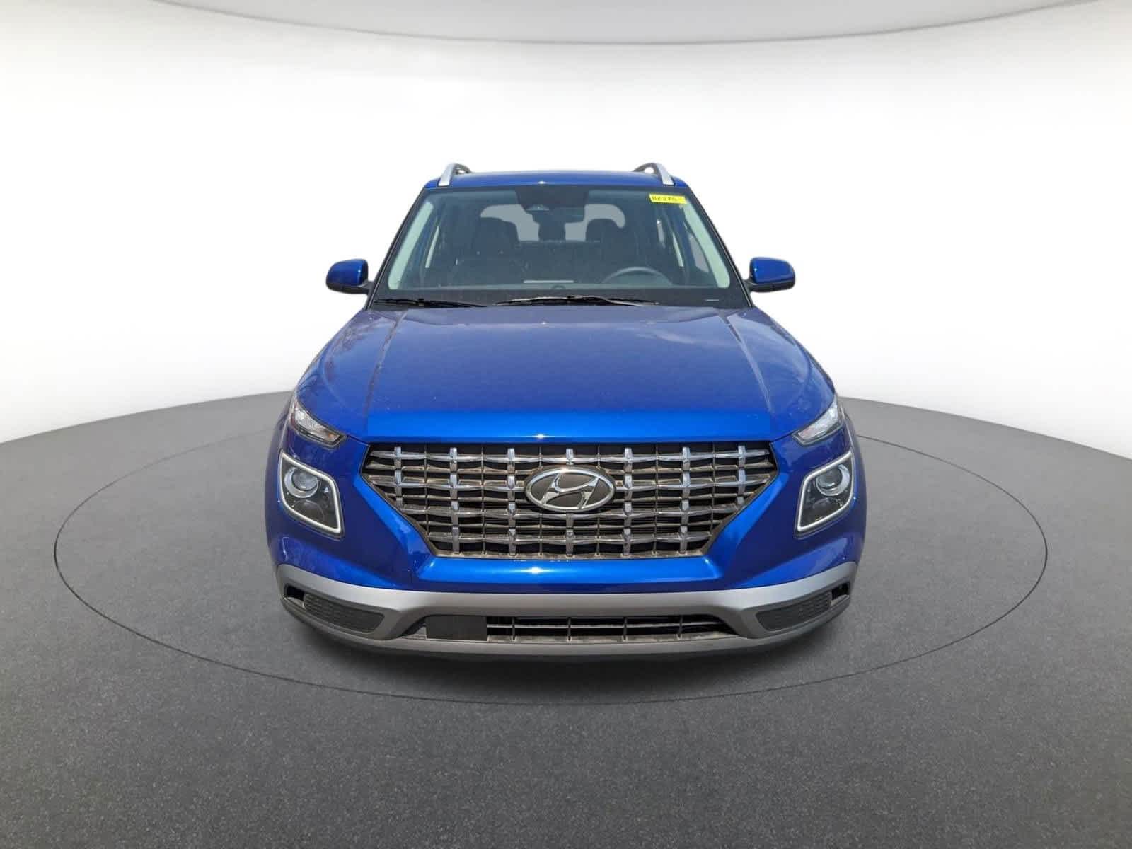 new 2025 Hyundai Venue car, priced at $24,796