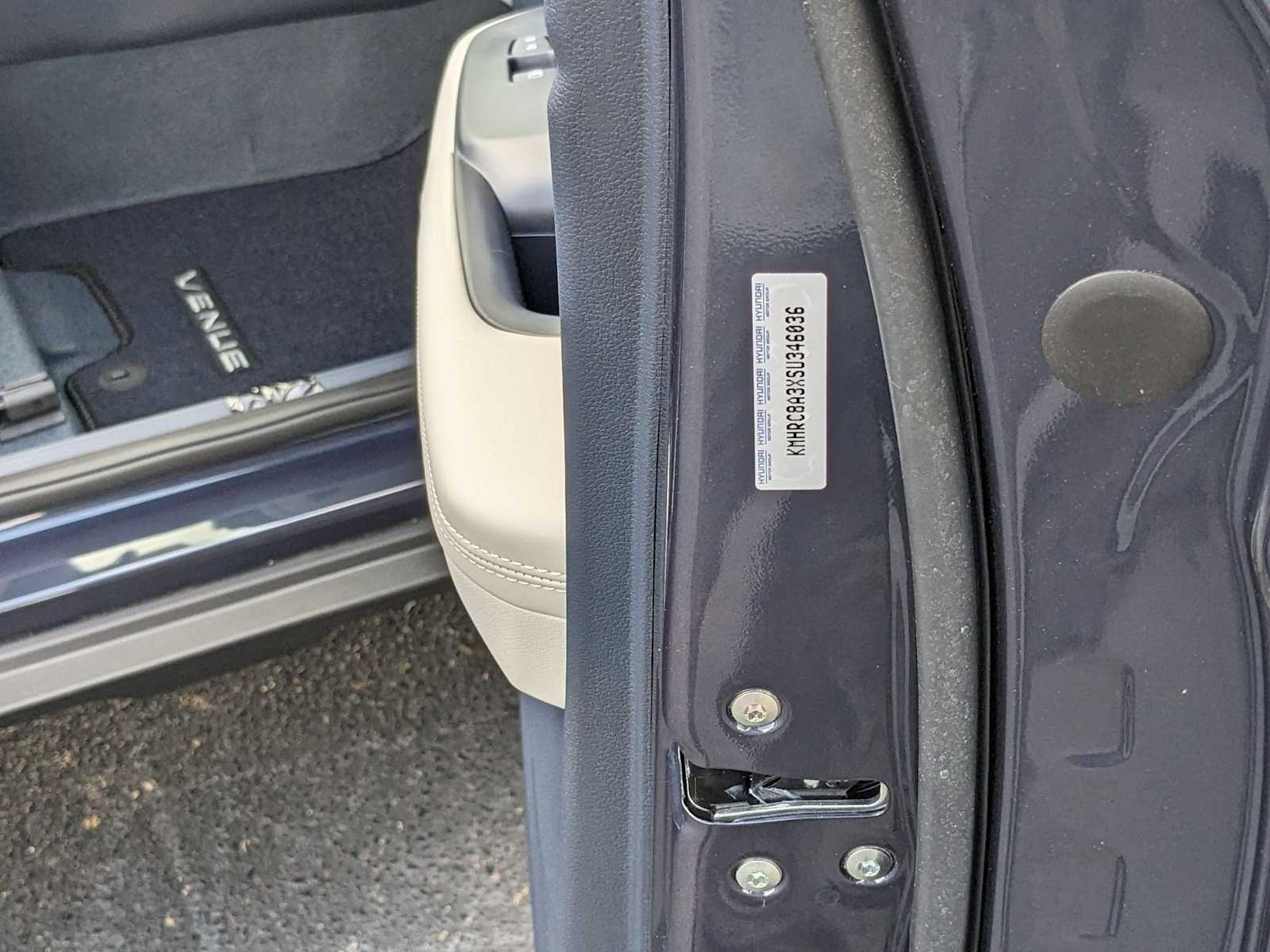 new 2025 Hyundai Venue car, priced at $25,330