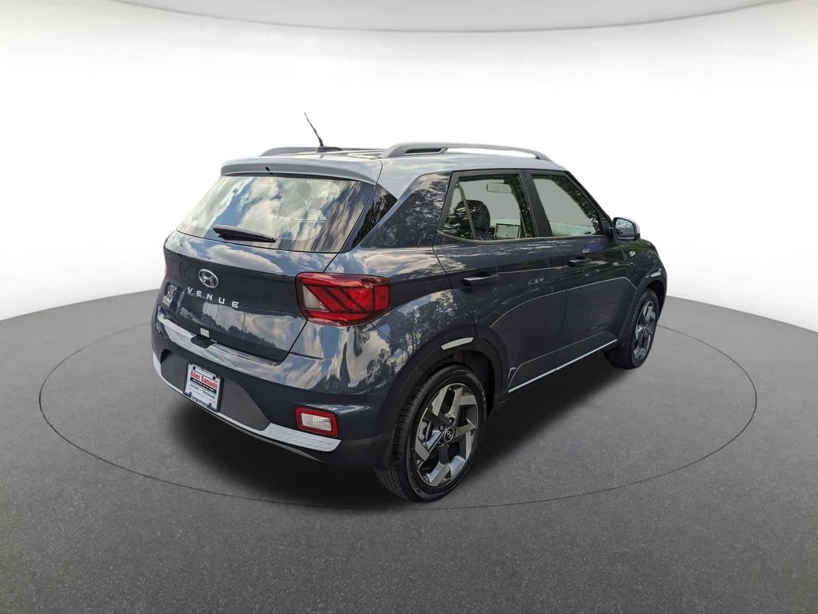 new 2025 Hyundai Venue car, priced at $25,330