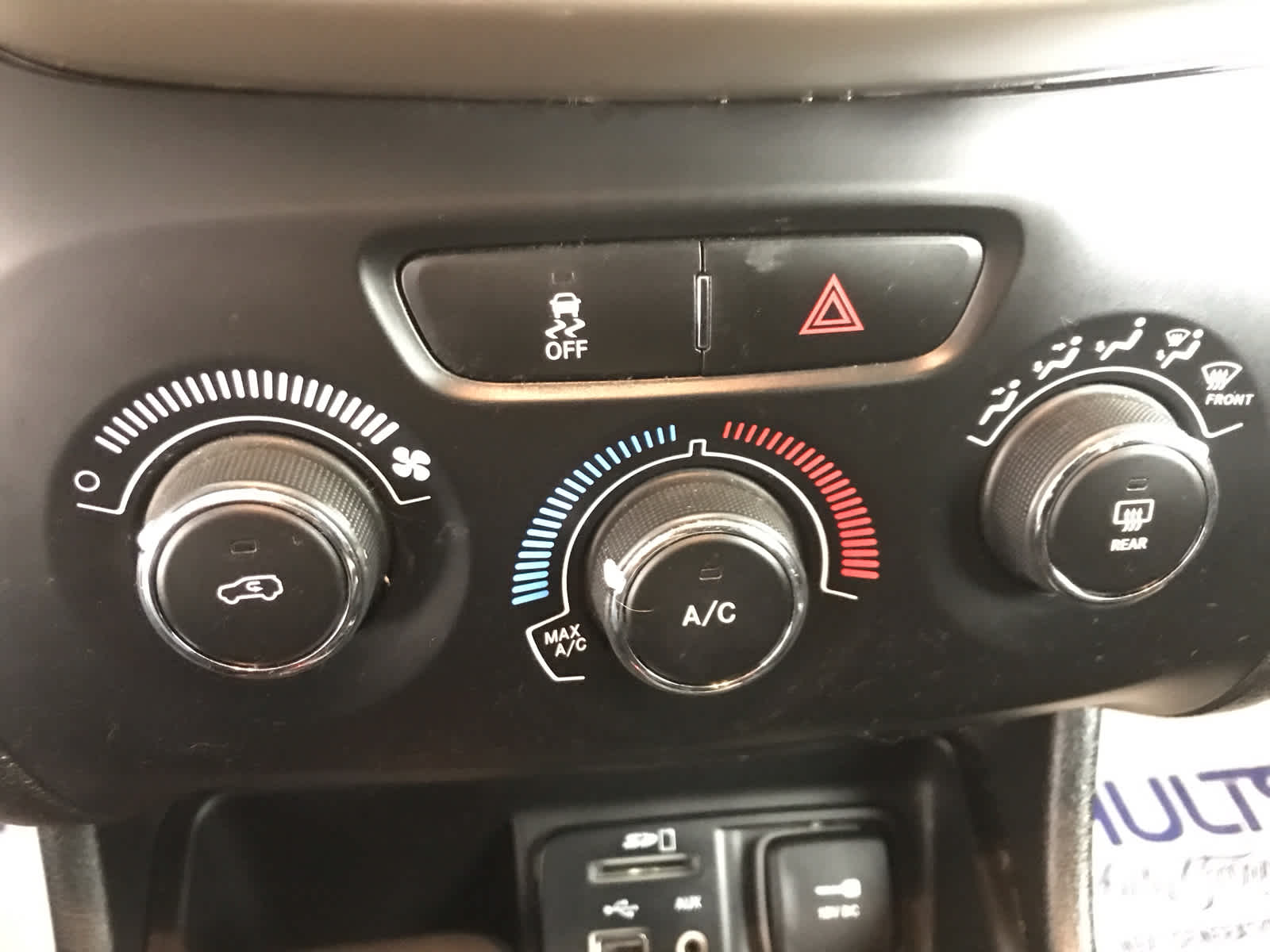 used 2018 Jeep Cherokee car, priced at $13,900